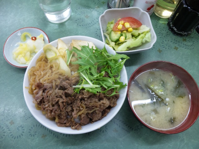 本日の定食　すきやき丼　600円